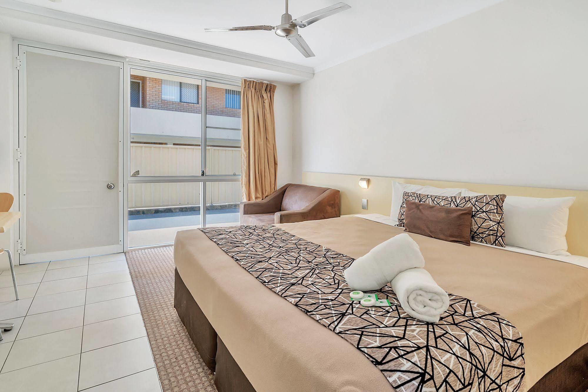 Surf Beach Motel Coffs Кофс-Гарбор Екстер'єр фото